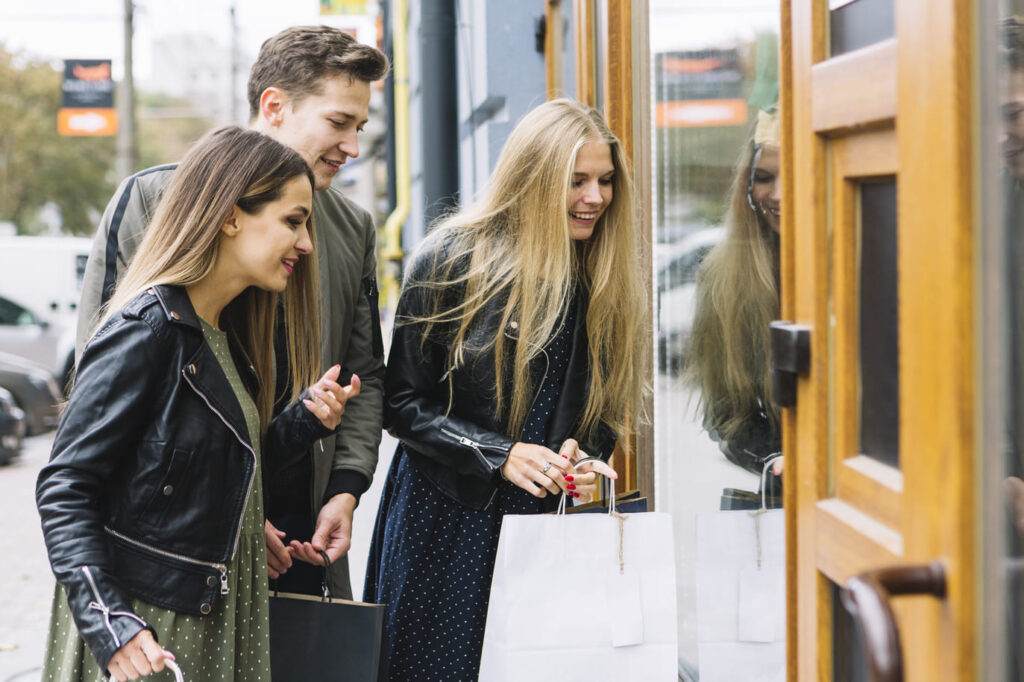 music for stores shopping centers centres entertainment music system musicvideo video